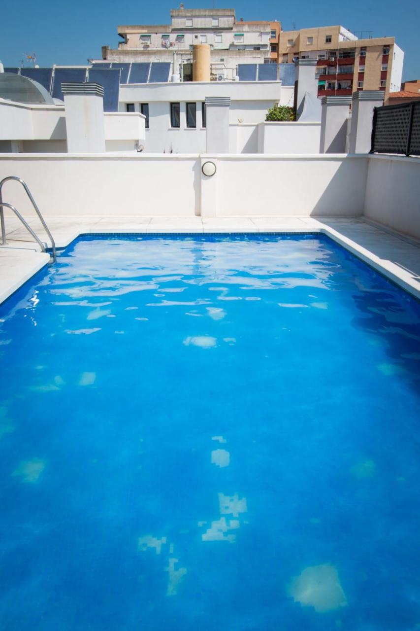 Holidays2Malaga Refino Pool And Parking Luaran gambar